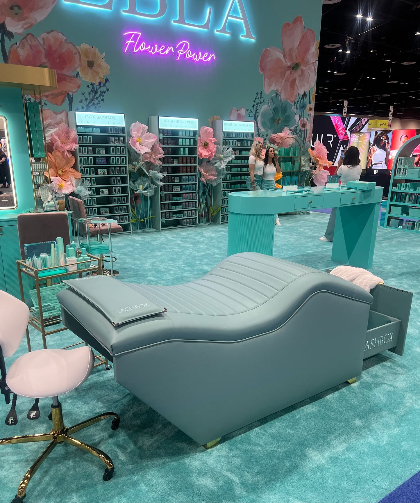LASHBOX LA Signature Series